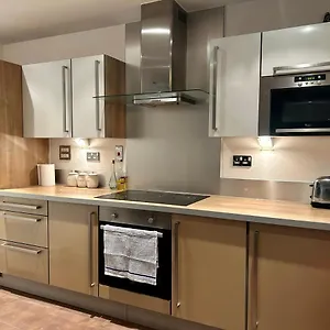 Apartment Skylineviews 2 Bed 2 Bath Flat Near Canary Wharf, O2 & Excel, London