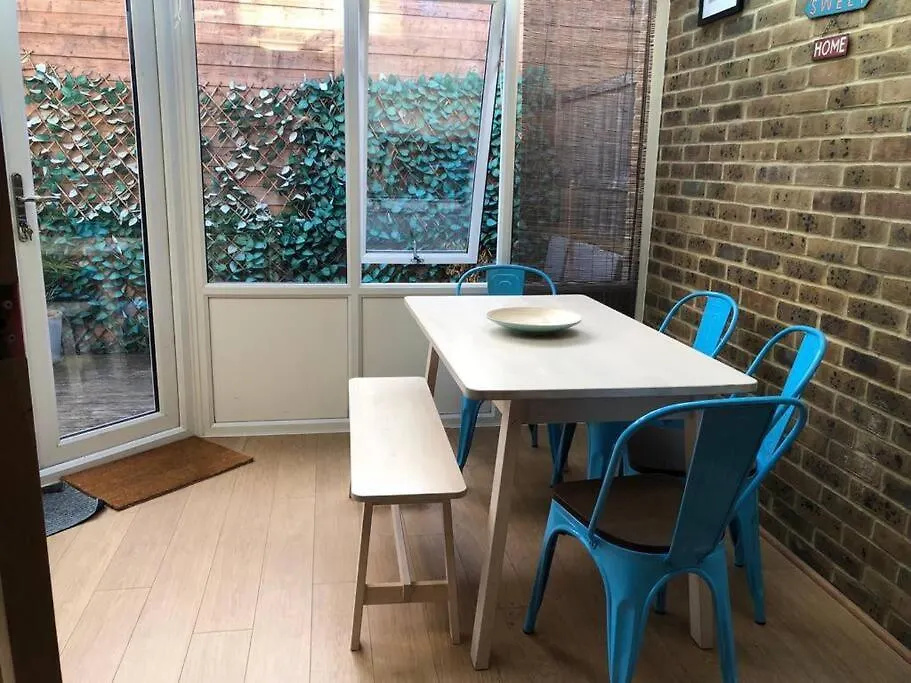 Twickes Townhouse Villa London United Kingdom